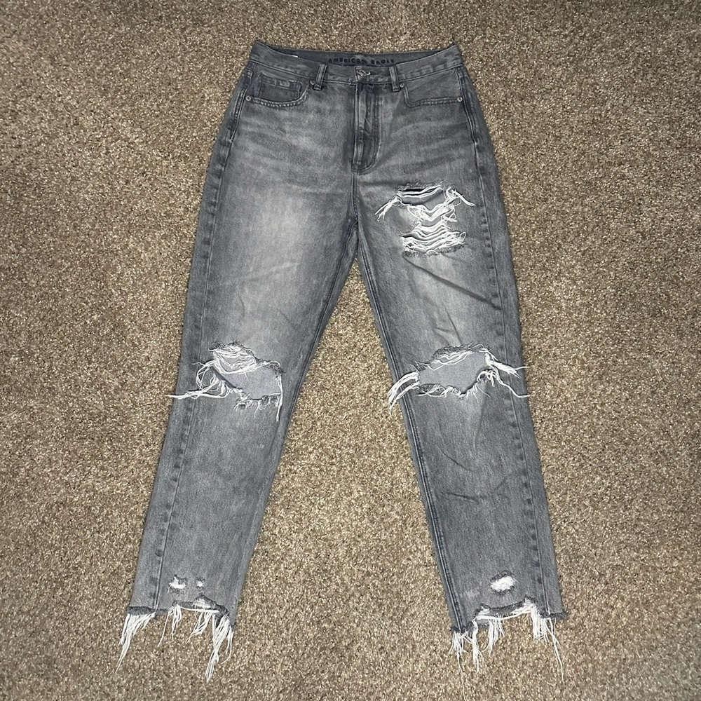 American Eagle - Women’s Mom Jean